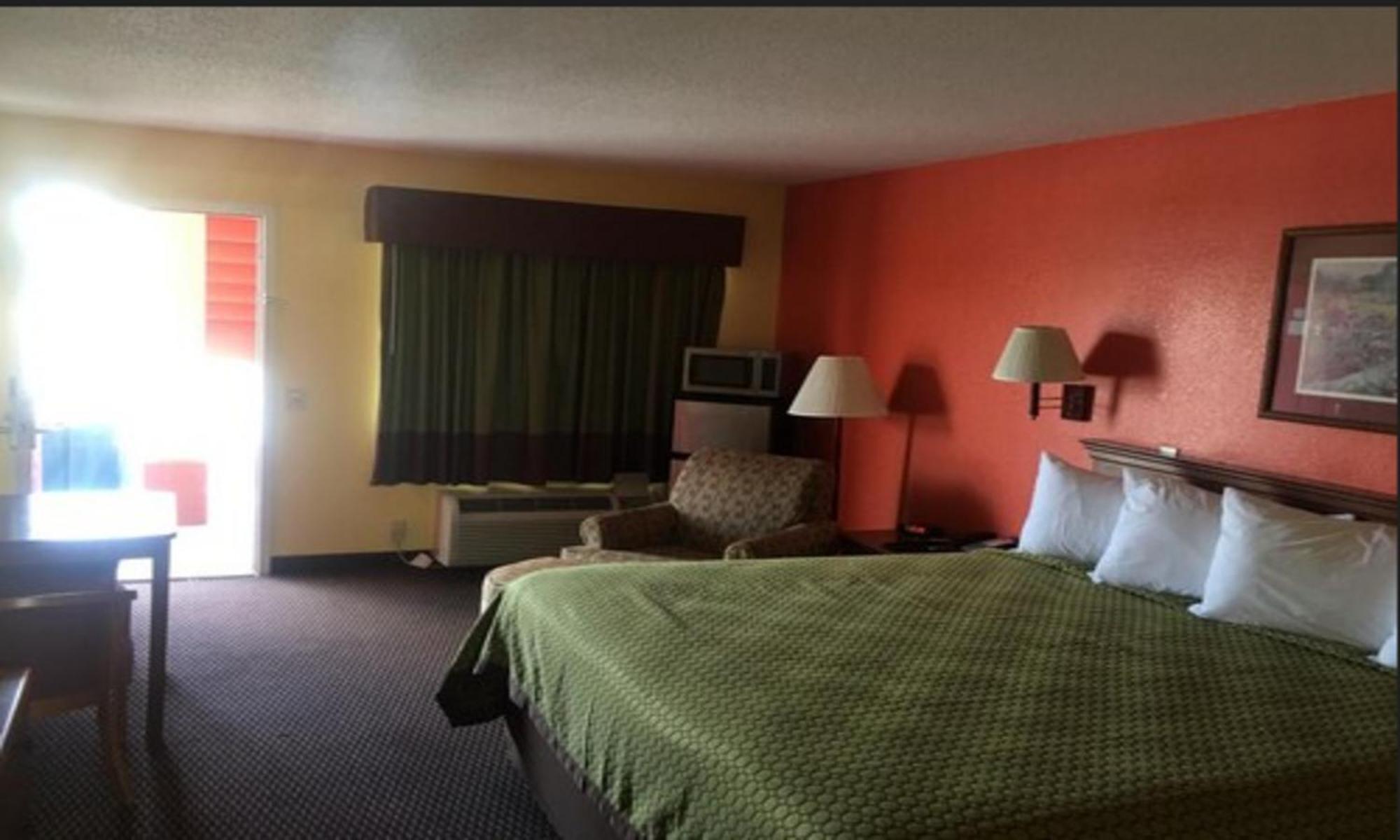 Budget Inn & Suites Hawkinsville ภายนอก รูปภาพ